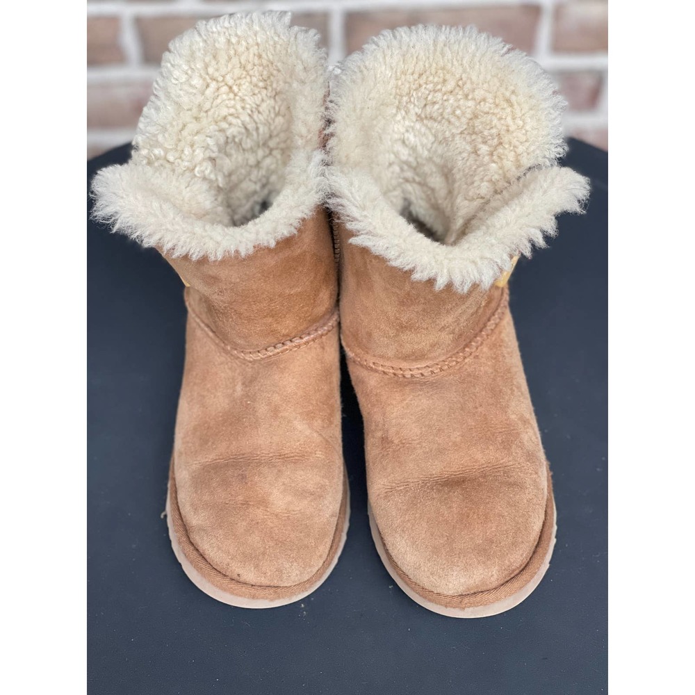 Ugg Keely Short Boots Chestnut Brown Size 4